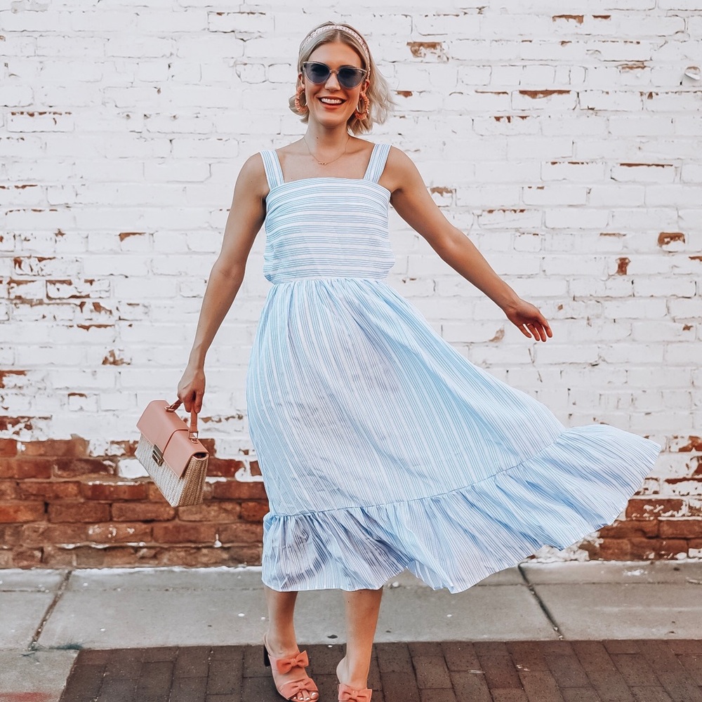 Adorable Backless Chicwish Sundress